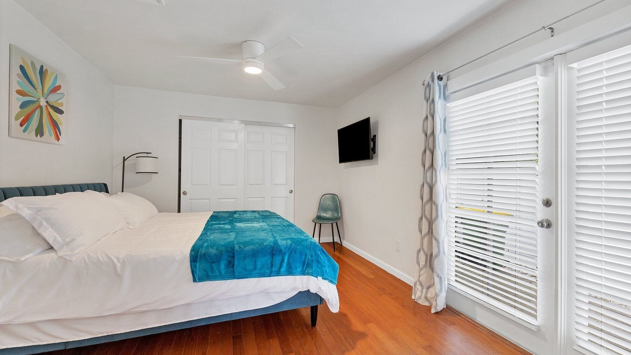 Photo of Bedroom in Arlington Park