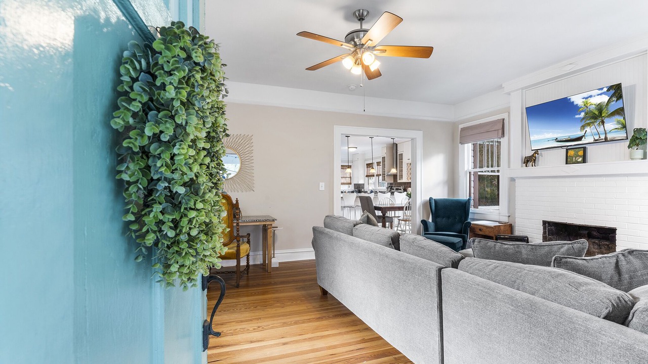 Photo of Livingroom in Riverside