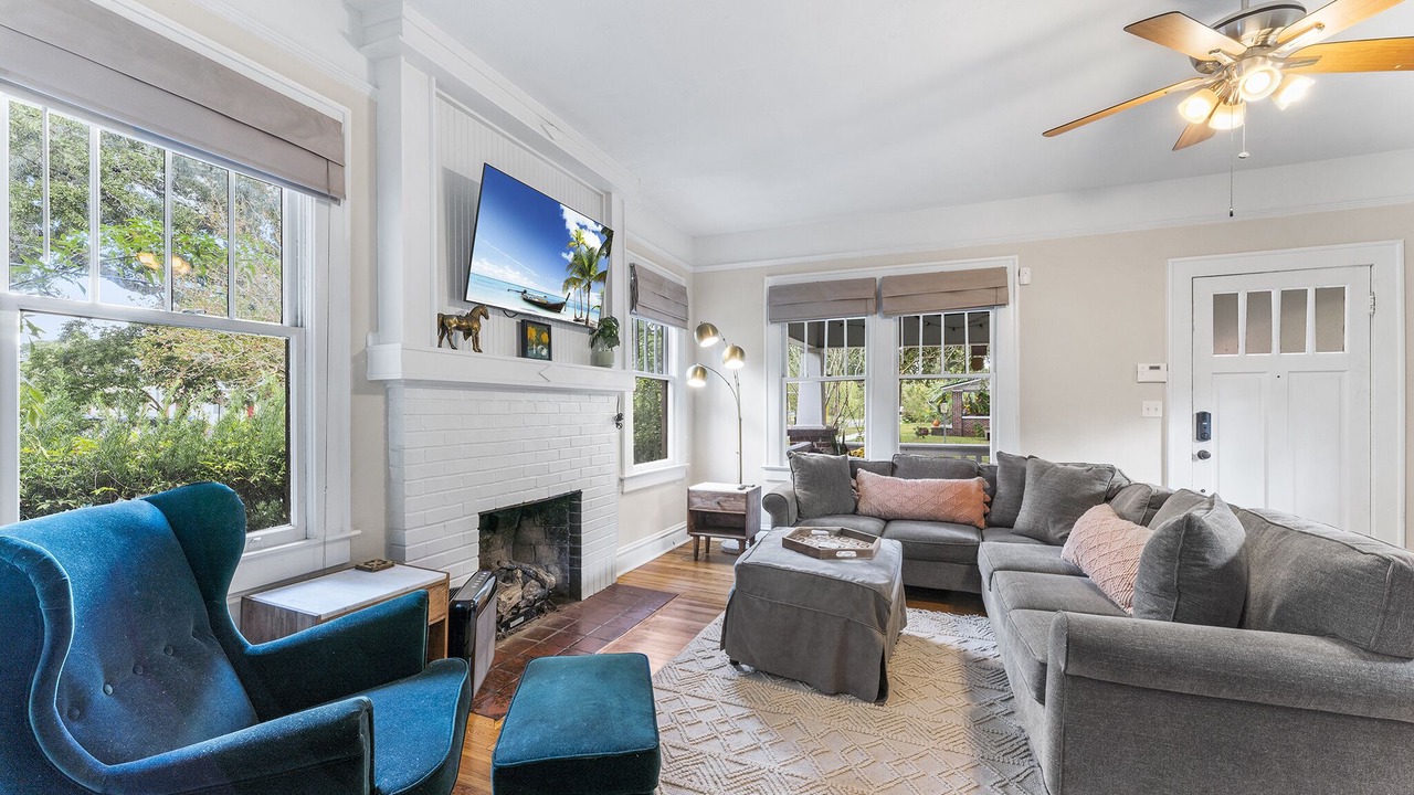 Photo of Livingroom in Riverside