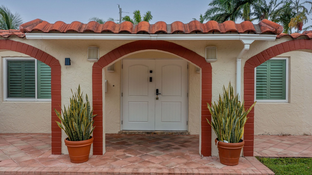 Photo of Outdoor in Poinsettia Heights