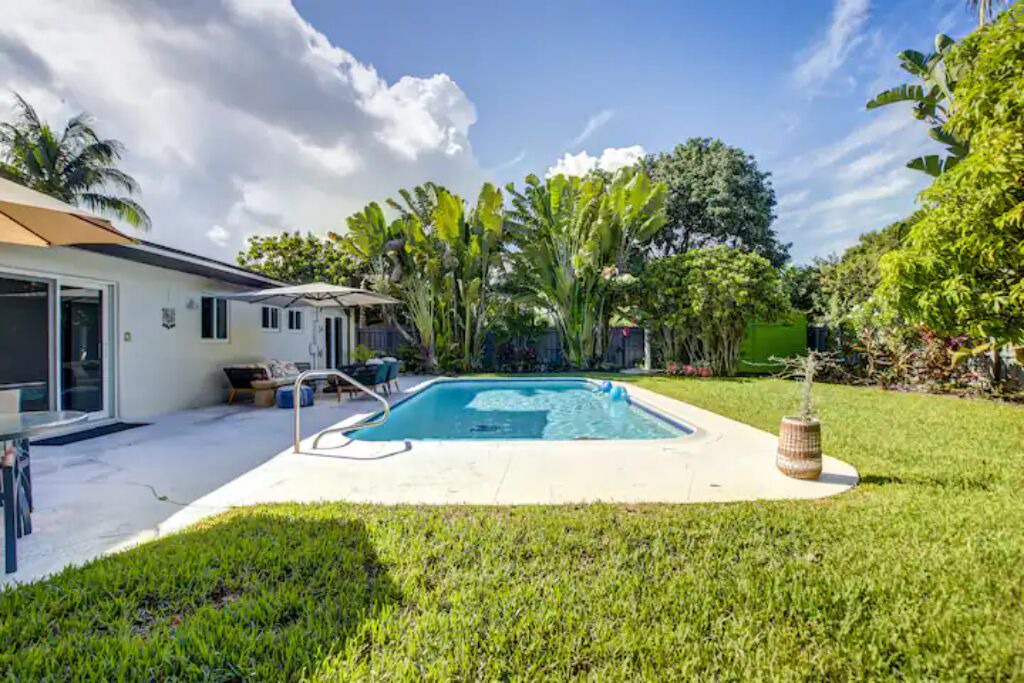 Photo of Outdoor in Oakland Park