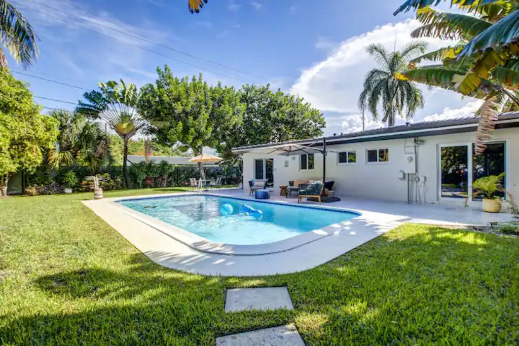 Photo of Outdoor in Oakland Park