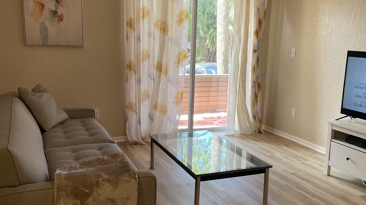 Photo of Livingroom in Gandy