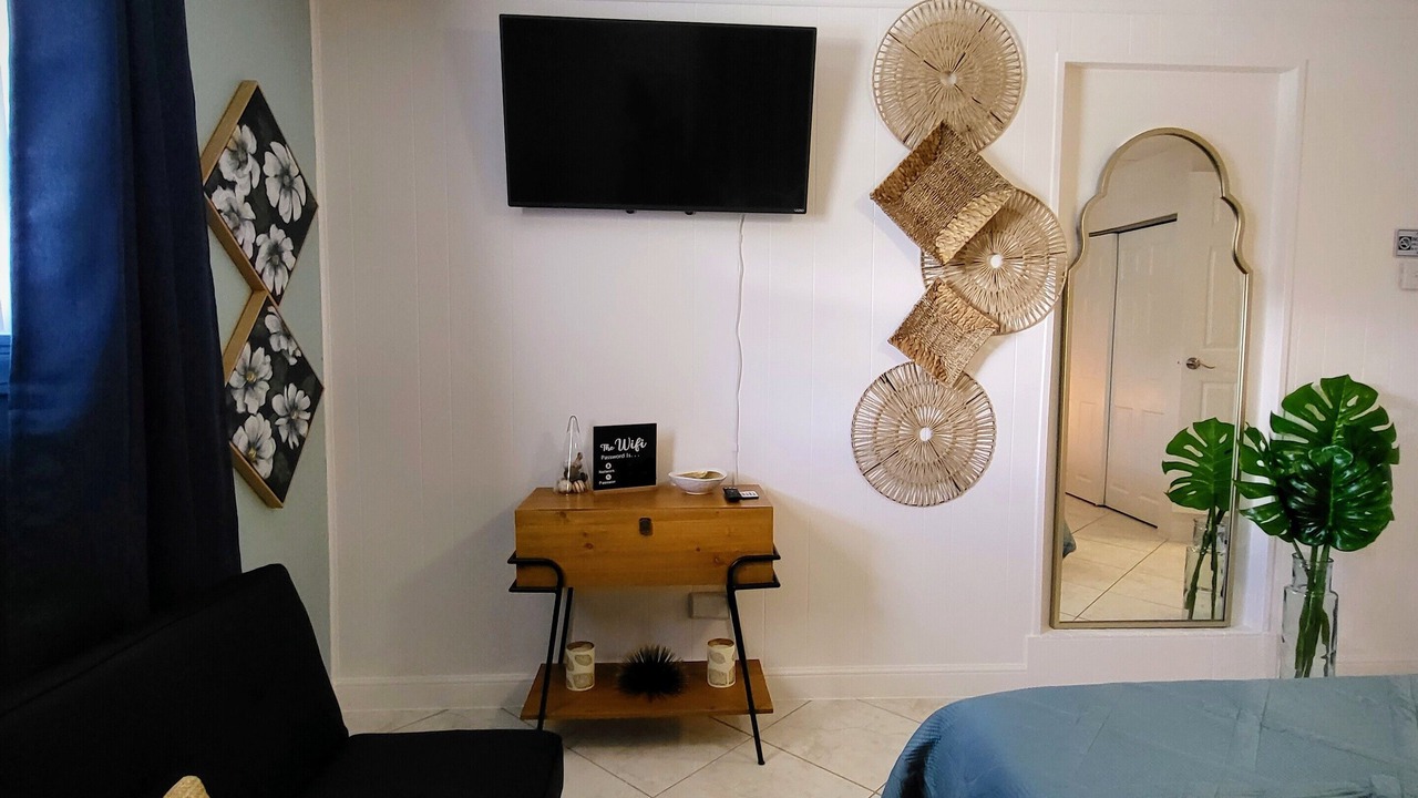 Photo of Bedroom in Bay Crest Park
