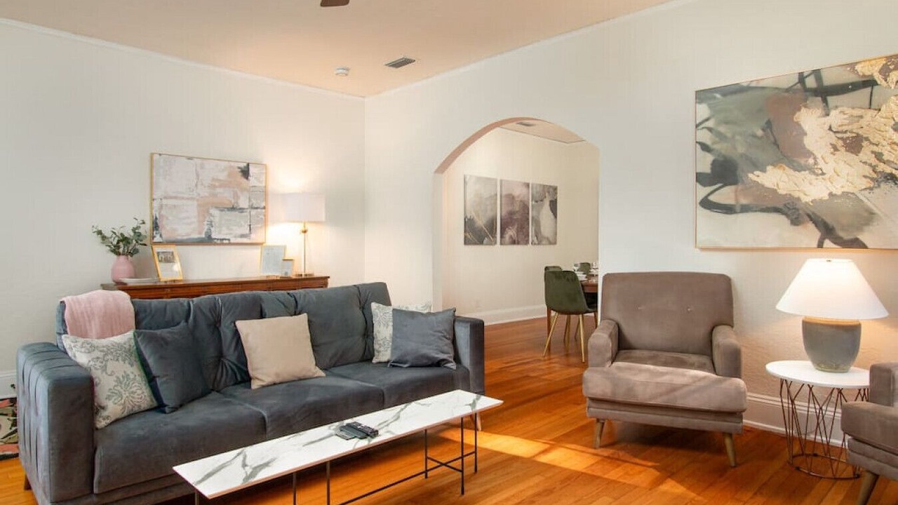 Photo of Livingroom in Gainesville