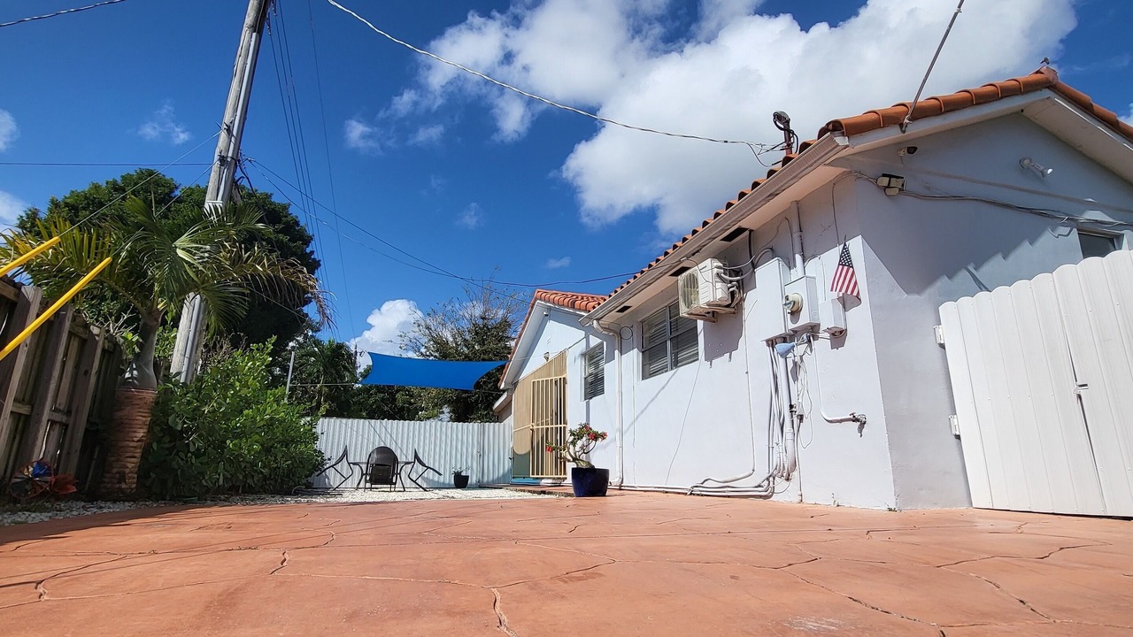 Photo of Outdoor in West Little Havana