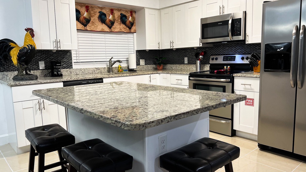 Photo of Kitchen in Pinecrest West Park