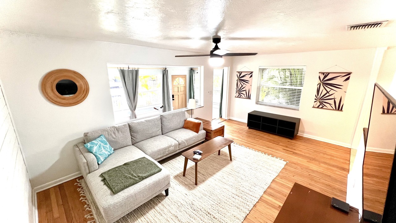 Photo of Livingroom in Mango Groves