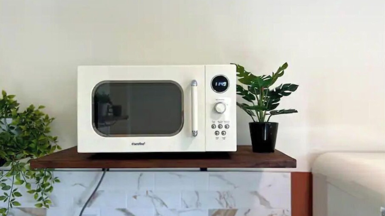 Photo of Kitchen in Bearss Plaza