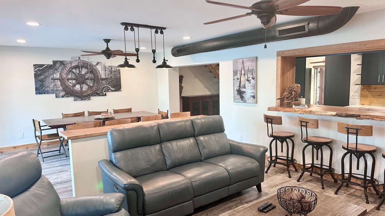 Photo of Livingroom in Belleair Beach