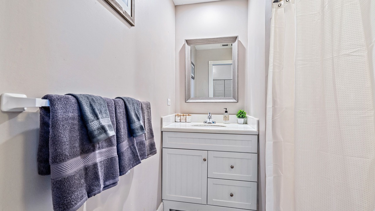 Photo of Bathroom in Parker Ridge