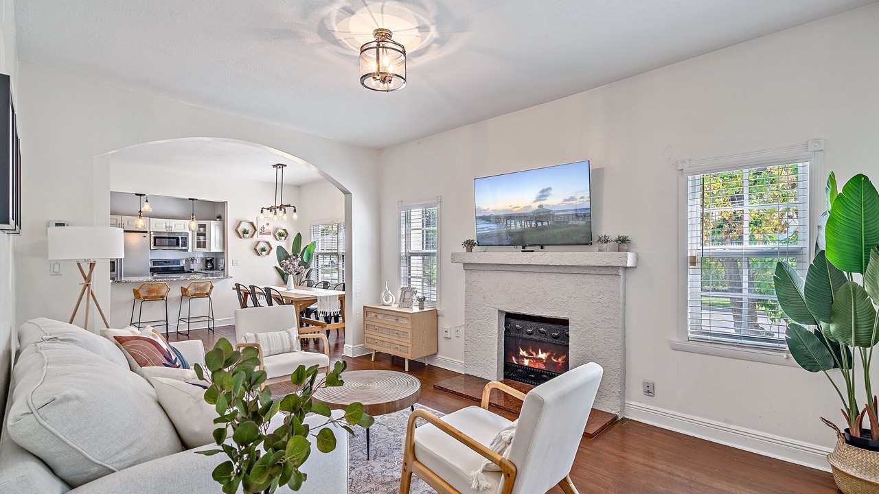 Photo of Livingroom in Parker Ridge