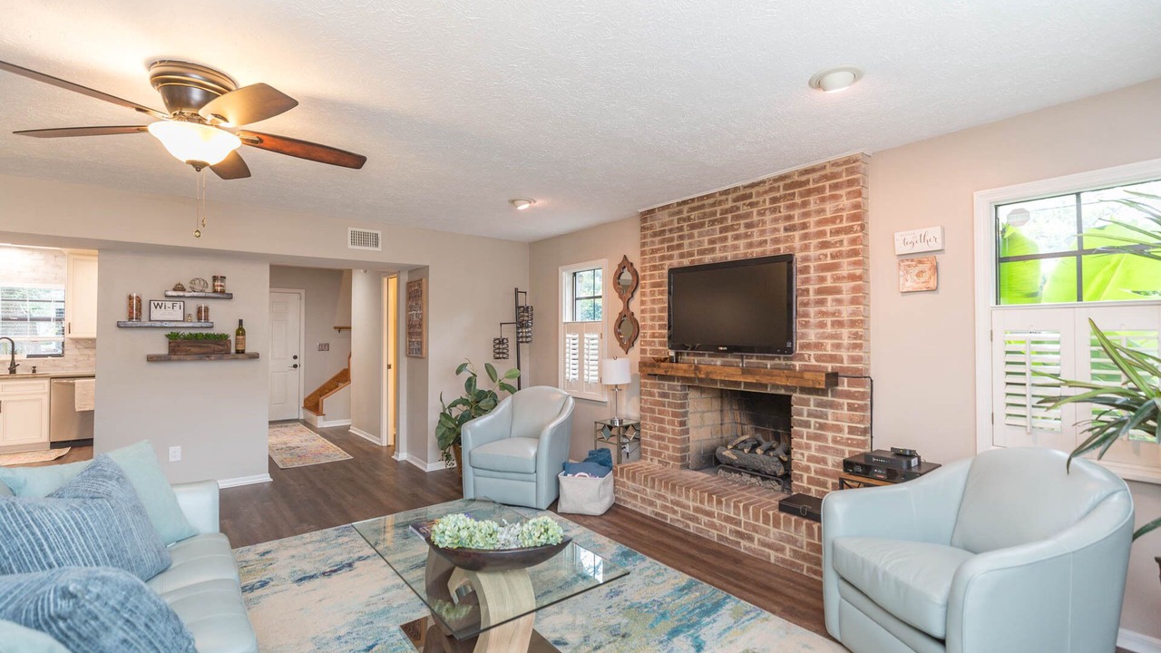 Photo of Livingroom in Hyde Park