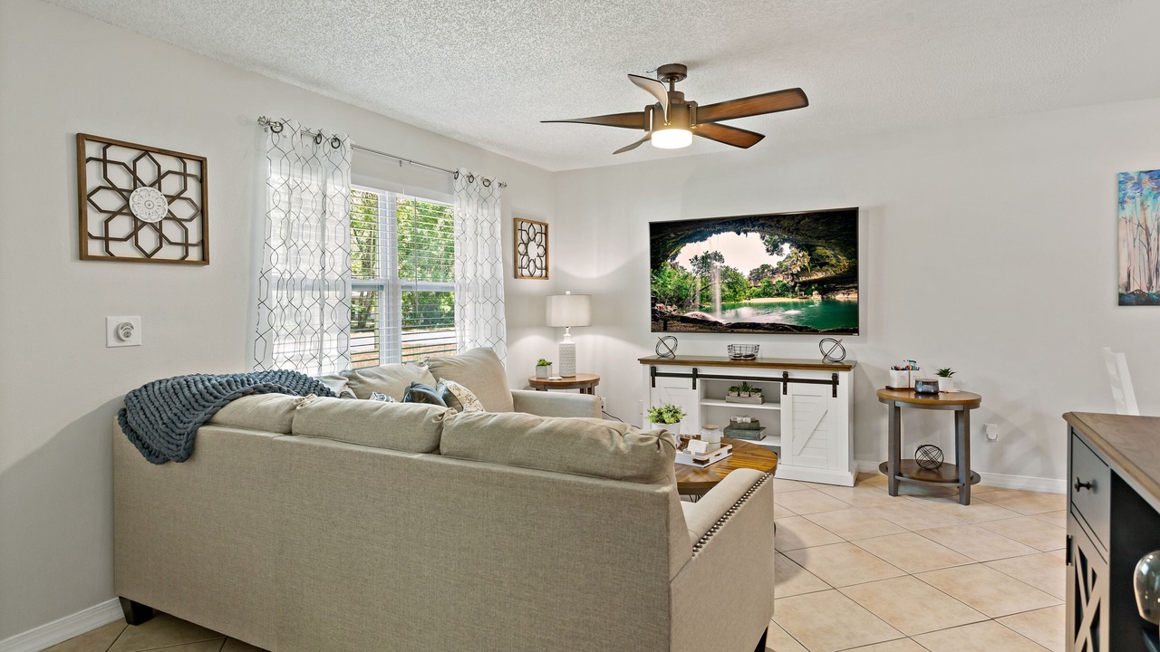Photo of Livingroom in Safety Harbor