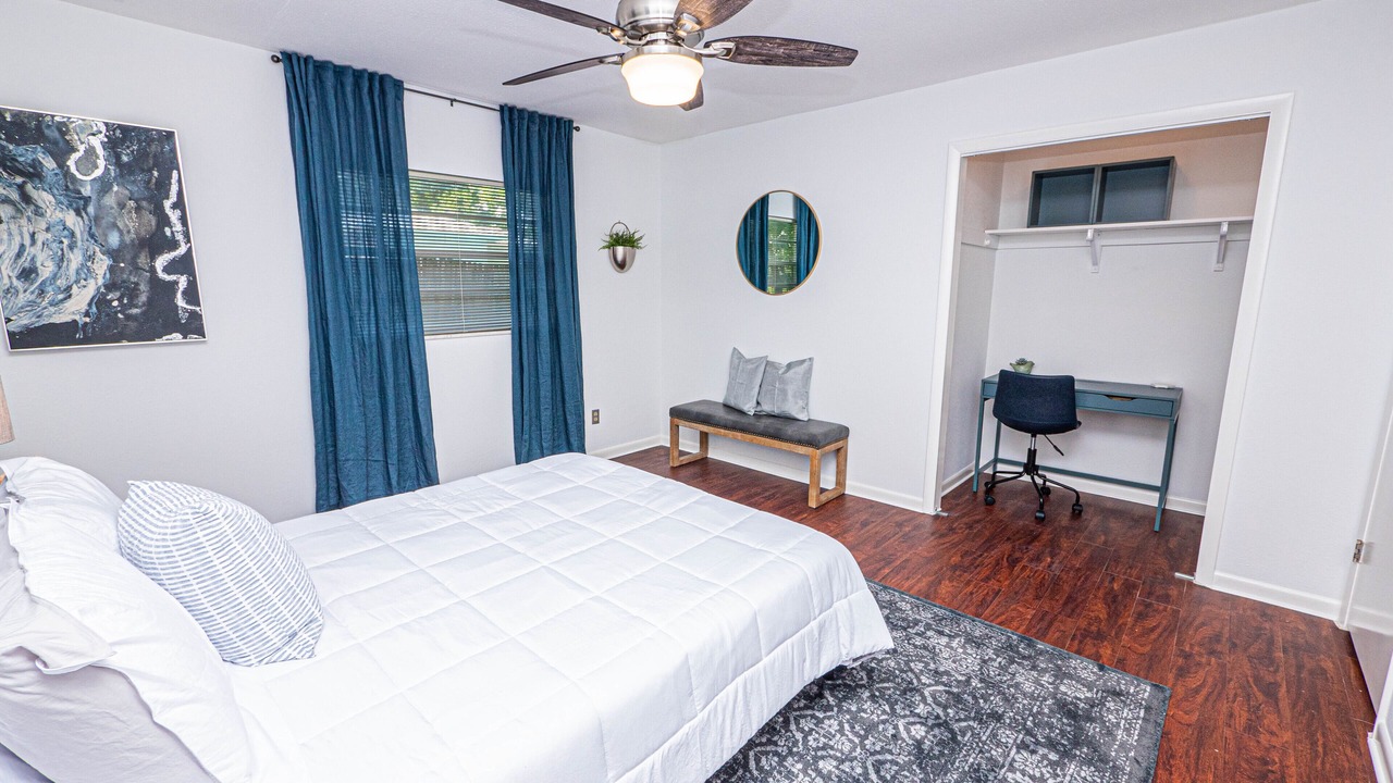 Photo of Bedroom in Lakeland