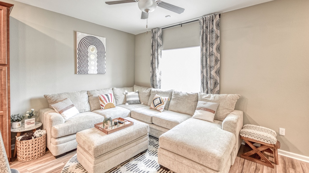Photo of Livingroom in Tallahassee