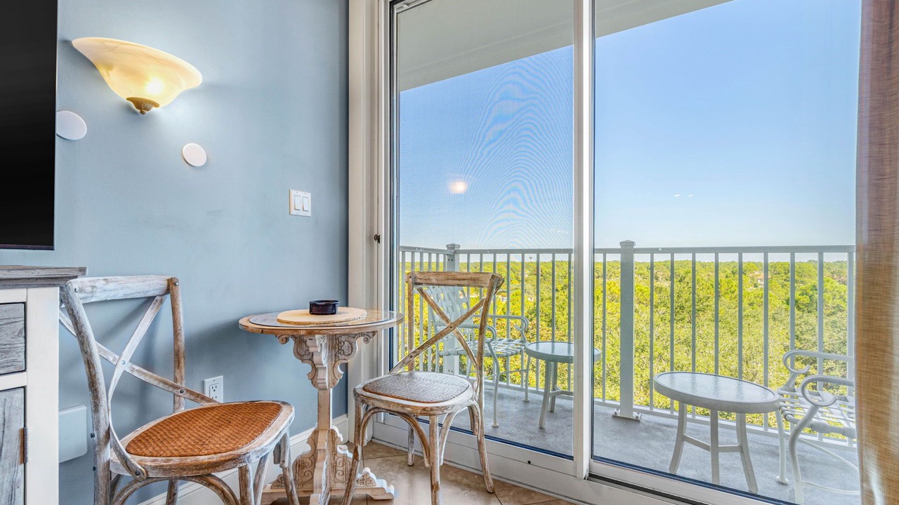 Photo of Patio Balcony in Baytowne Wharf