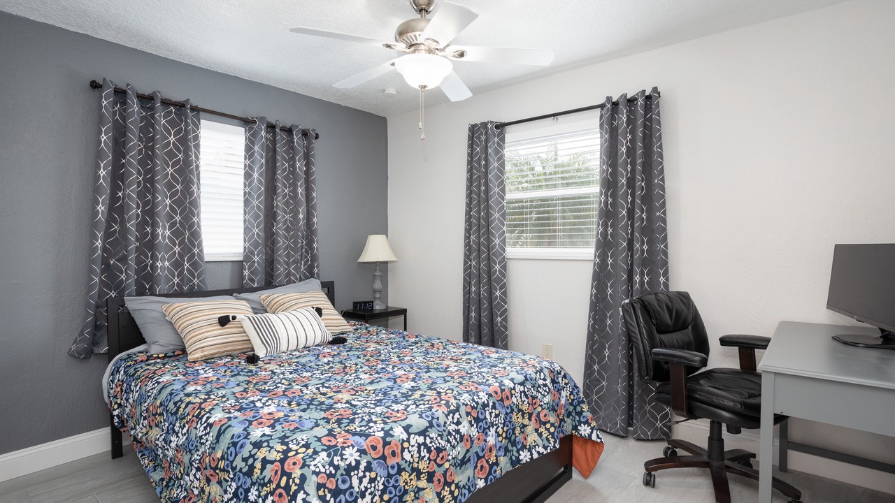 Photo of Bedroom in Tropic