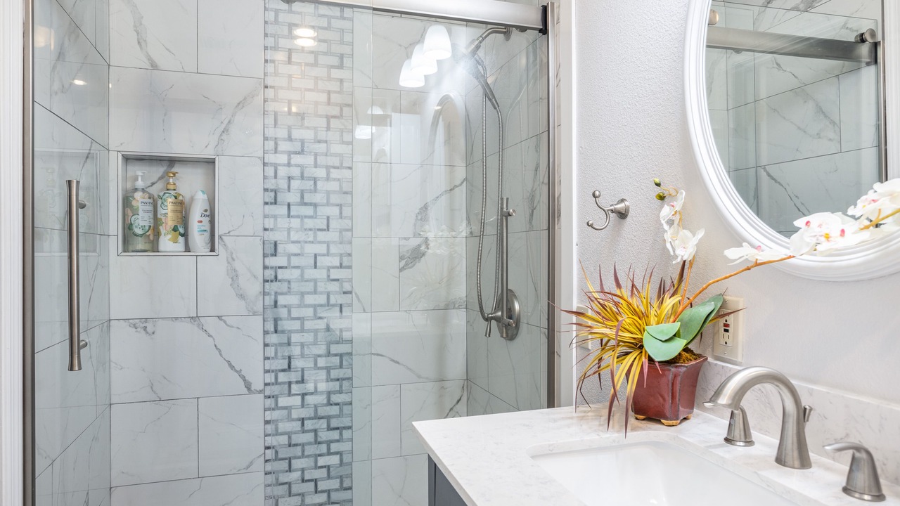 Photo of Bathroom in Tropic
