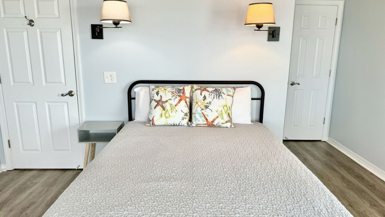 Photo of Bedroom in Alabama Gulf Coast