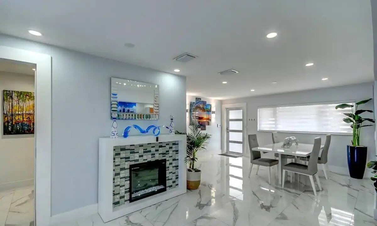 Photo of Bedroom in Miami Gardens