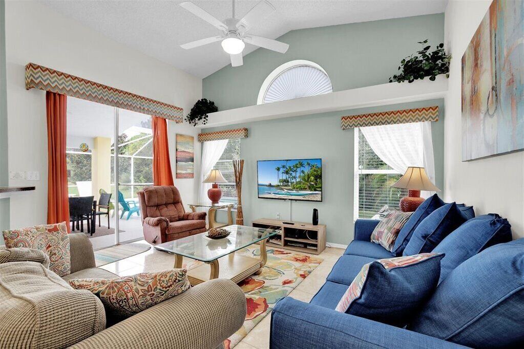 Photo of Livingroom in Sunridge Woods