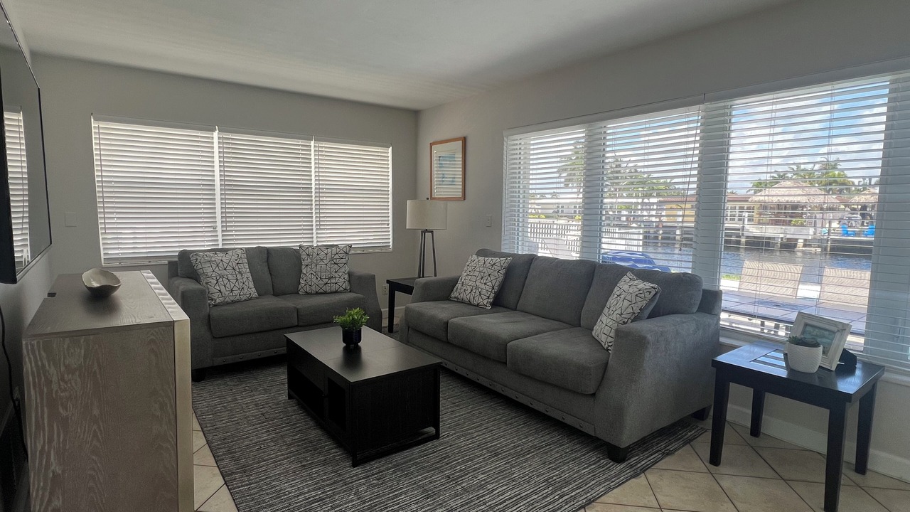 Photo of Livingroom in Garden Isles