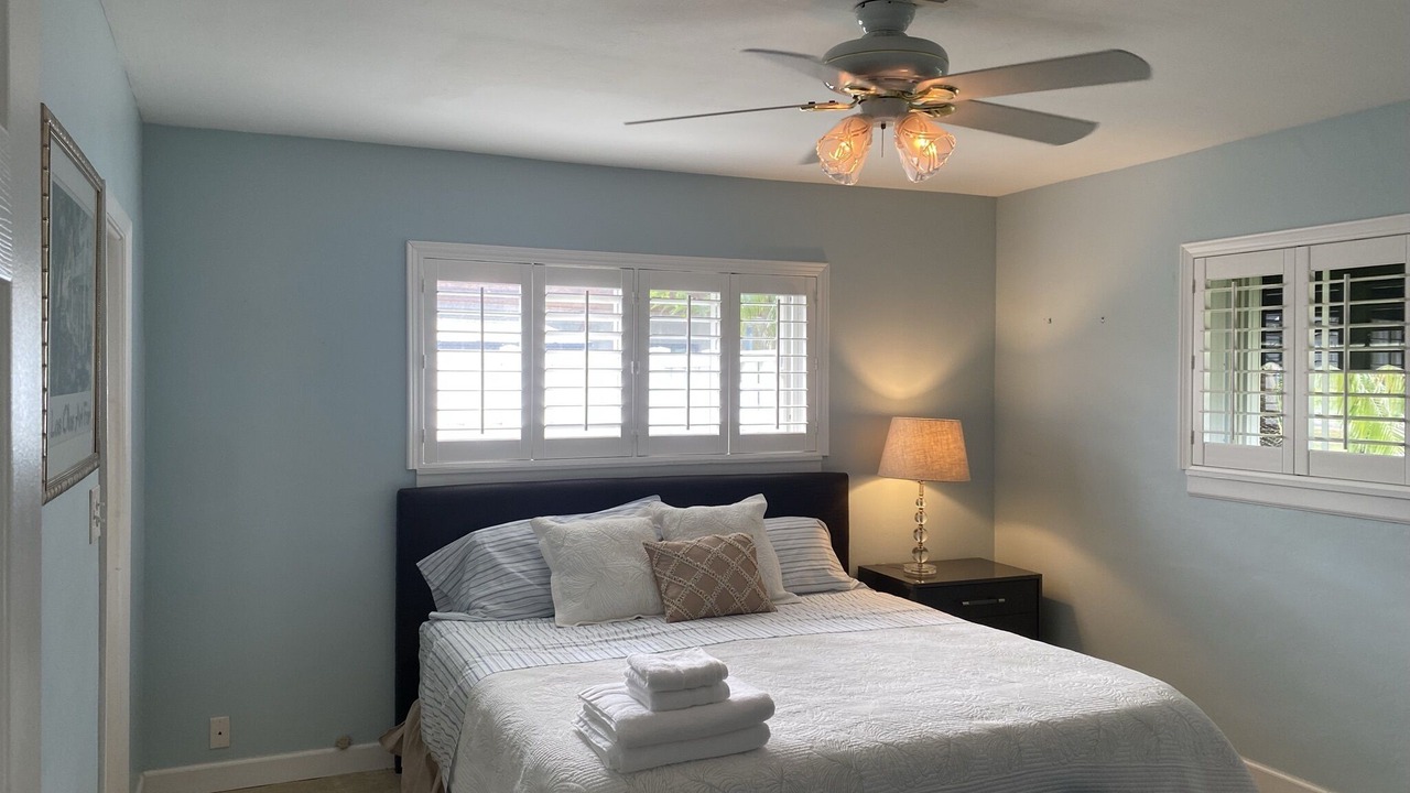Photo of Bedroom in Garden Isles