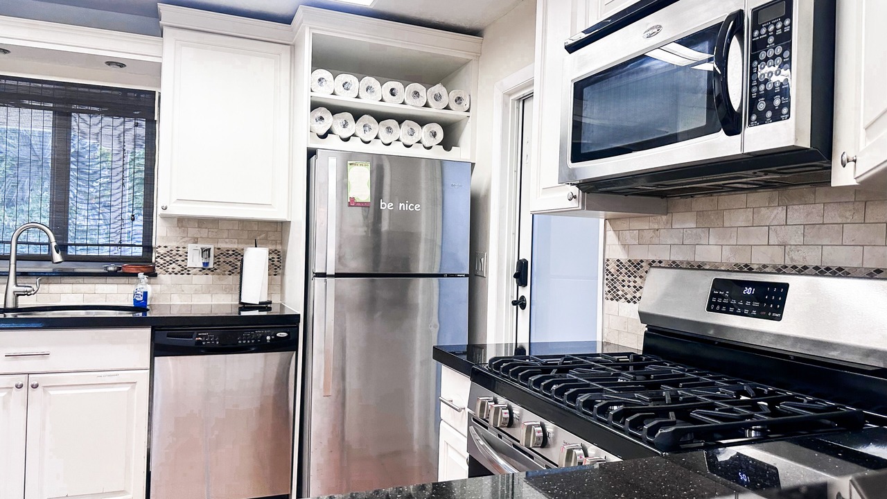Photo of Kitchen in South New River Isles