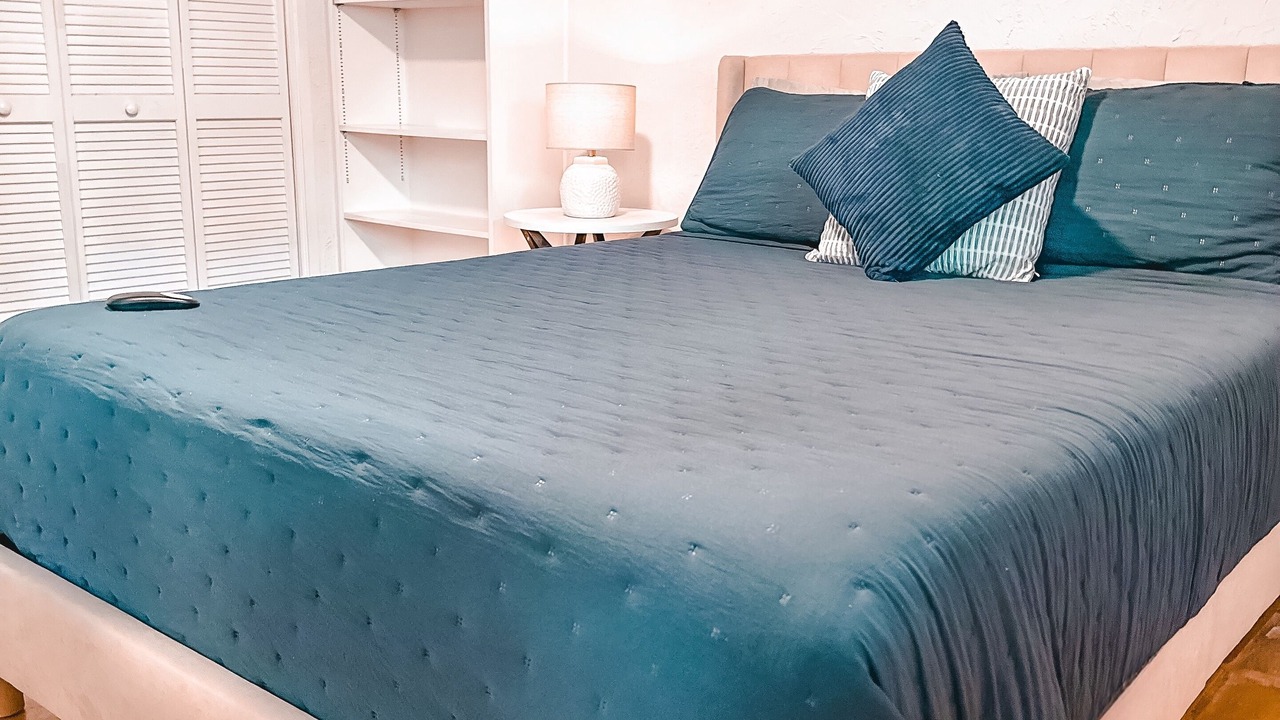 Photo of Bedroom in South New River Isles