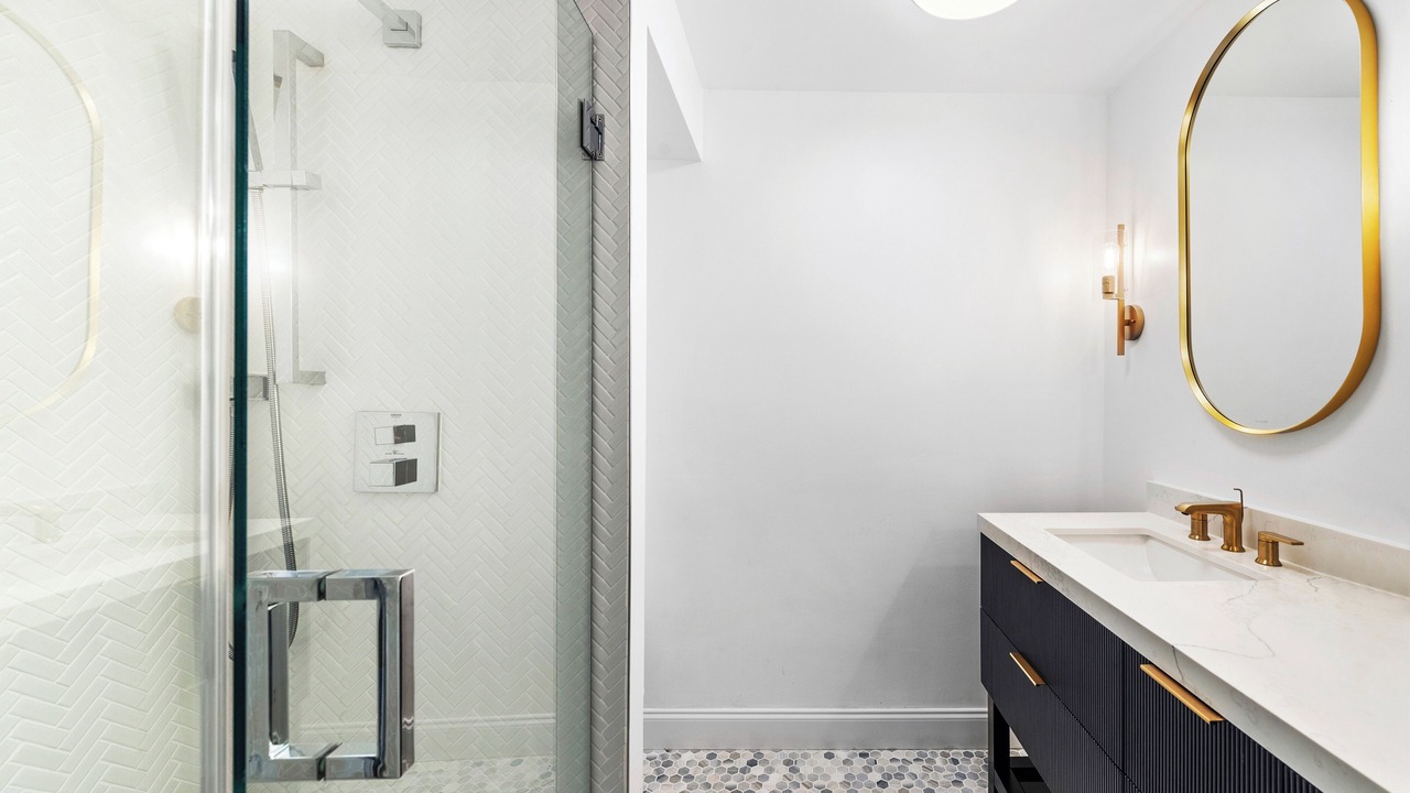 Photo of Bathroom in Hunt Club