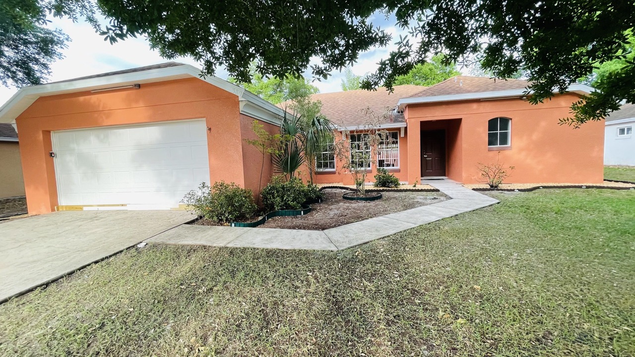 Photo of Outdoor in Deltona Lakes