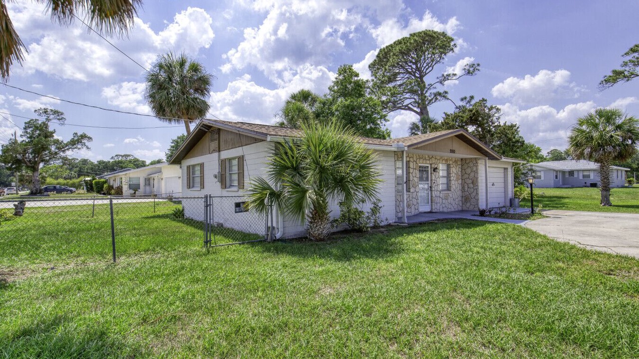 Photo of Outdoor in South Daytona