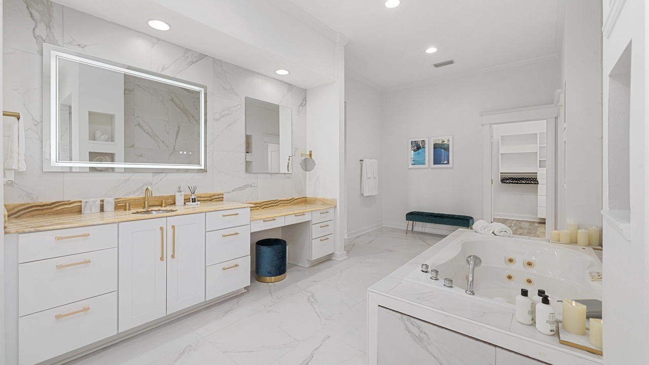 Photo of Bathroom in Atlantic Shores