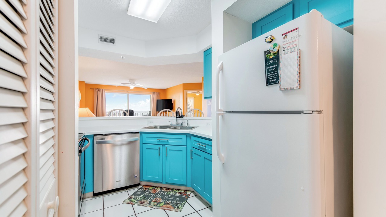 Photo of Kitchen in Seawinds Condo