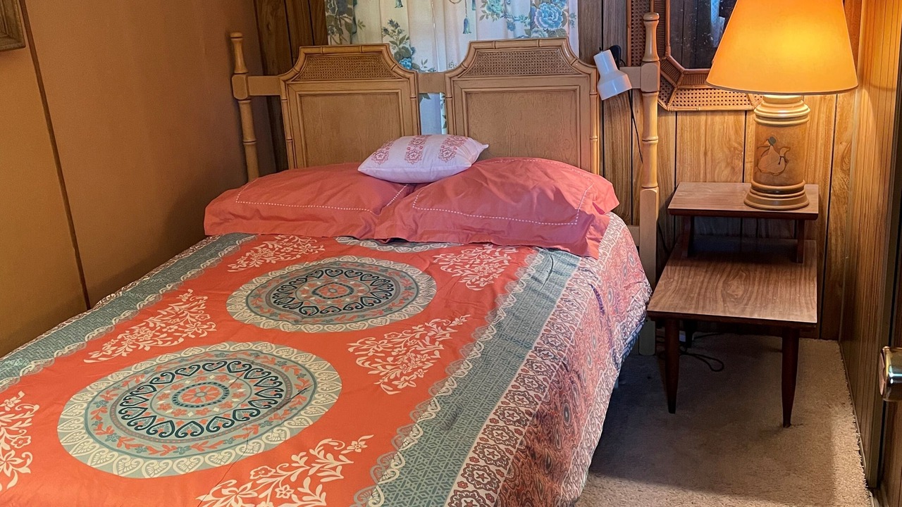 Photo of Bedroom in Lakeport