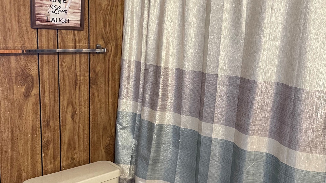 Photo of Bathroom in Lakeport