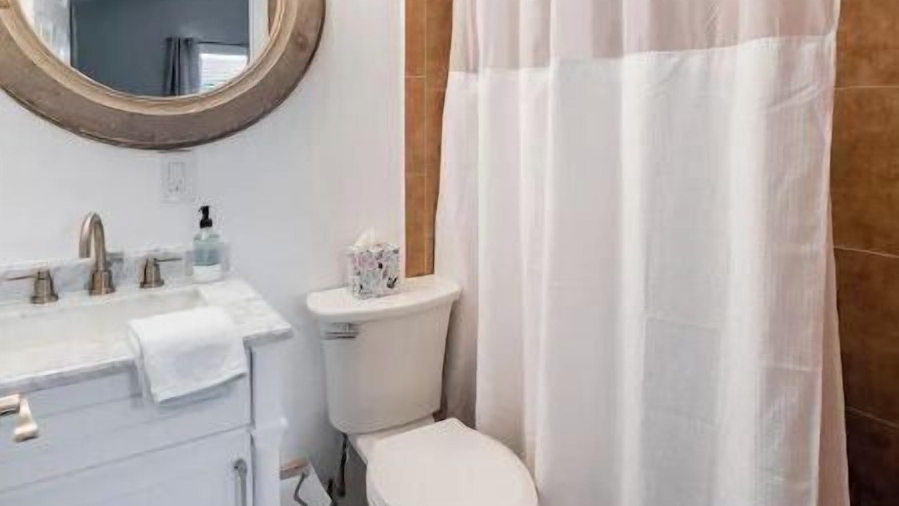 Photo of Bathroom in Riviera Beach