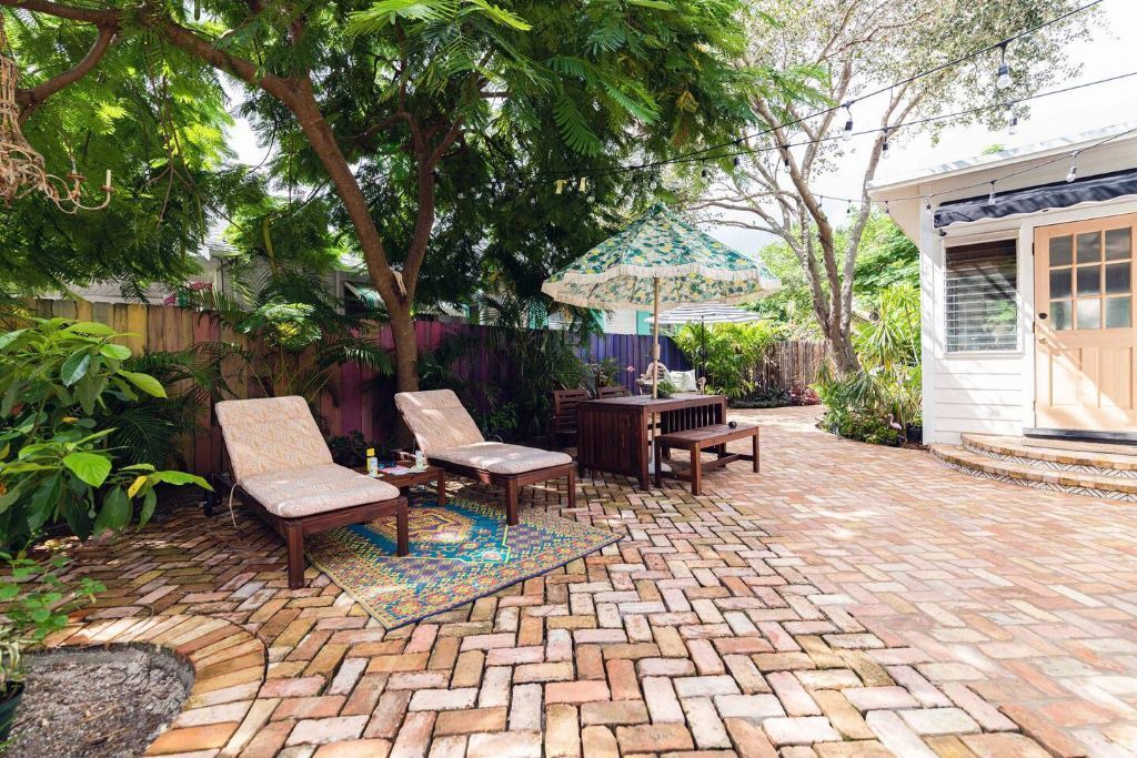 Photo of Patio Balcony in Mango Groves