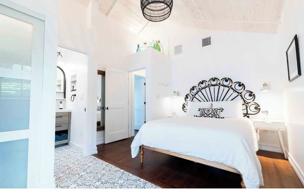 Photo of Bedroom in Mango Groves