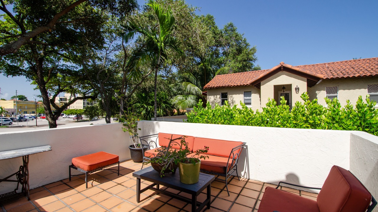 Photo of Patio Balcony in Southwest Coconut Grove
