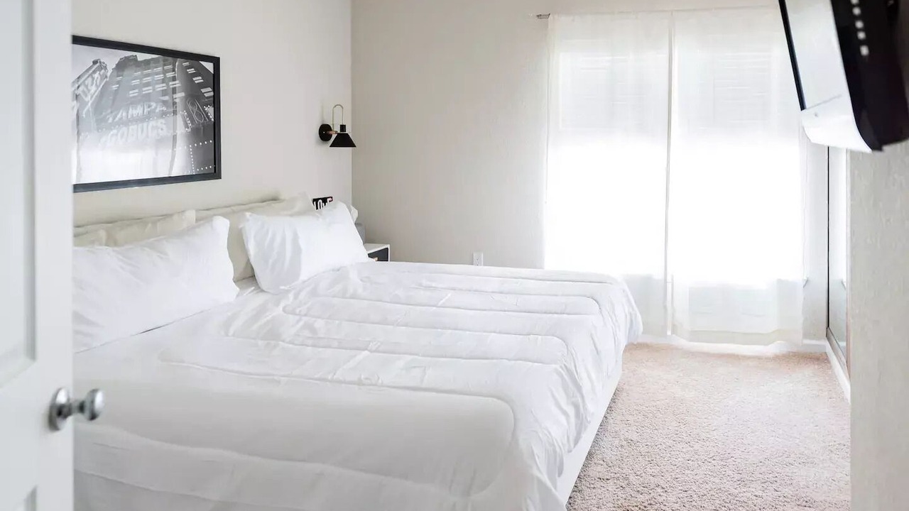 Photo of Bedroom in Port Tampa City