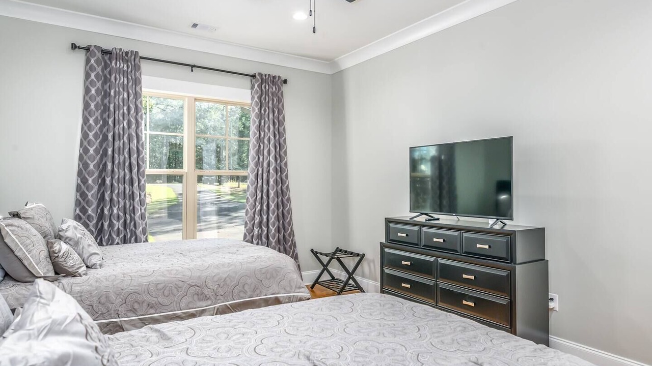 Photo of Bedroom in Opelika