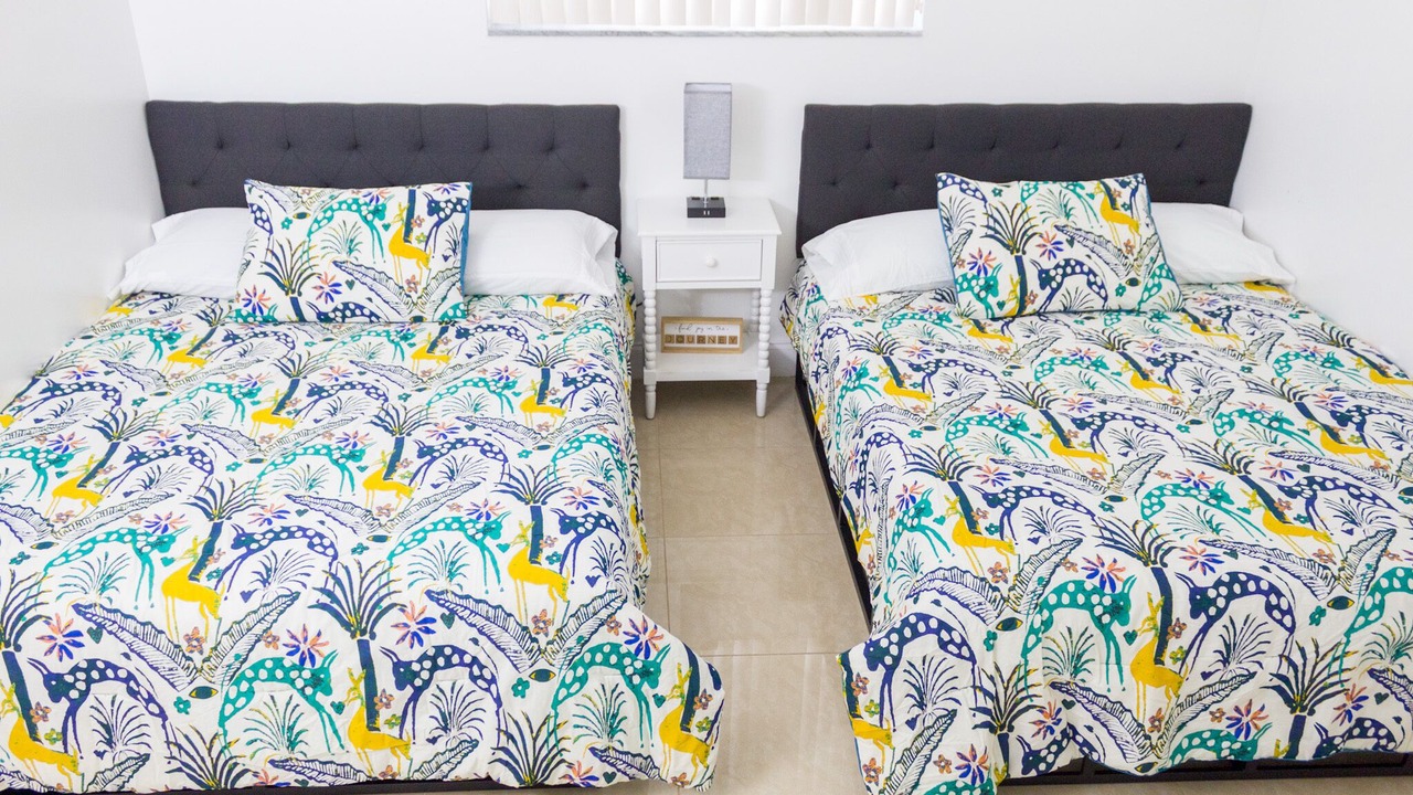 Photo of Bedroom in Ludlam