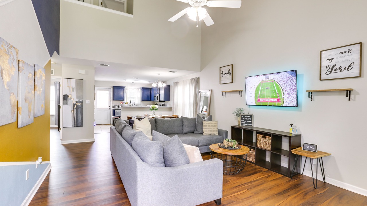 Photo of Bedroom in Tallahassee
