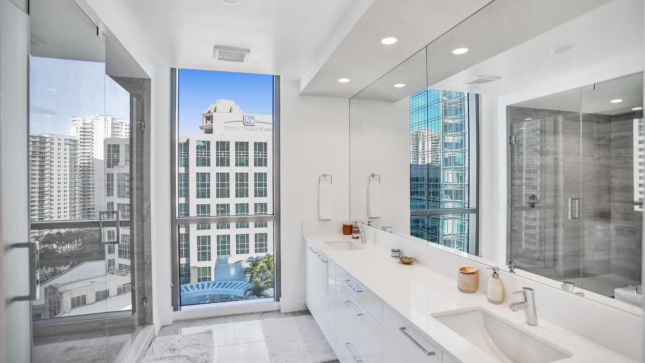 Photo of Bathroom in Downtown Fort Lauderdale