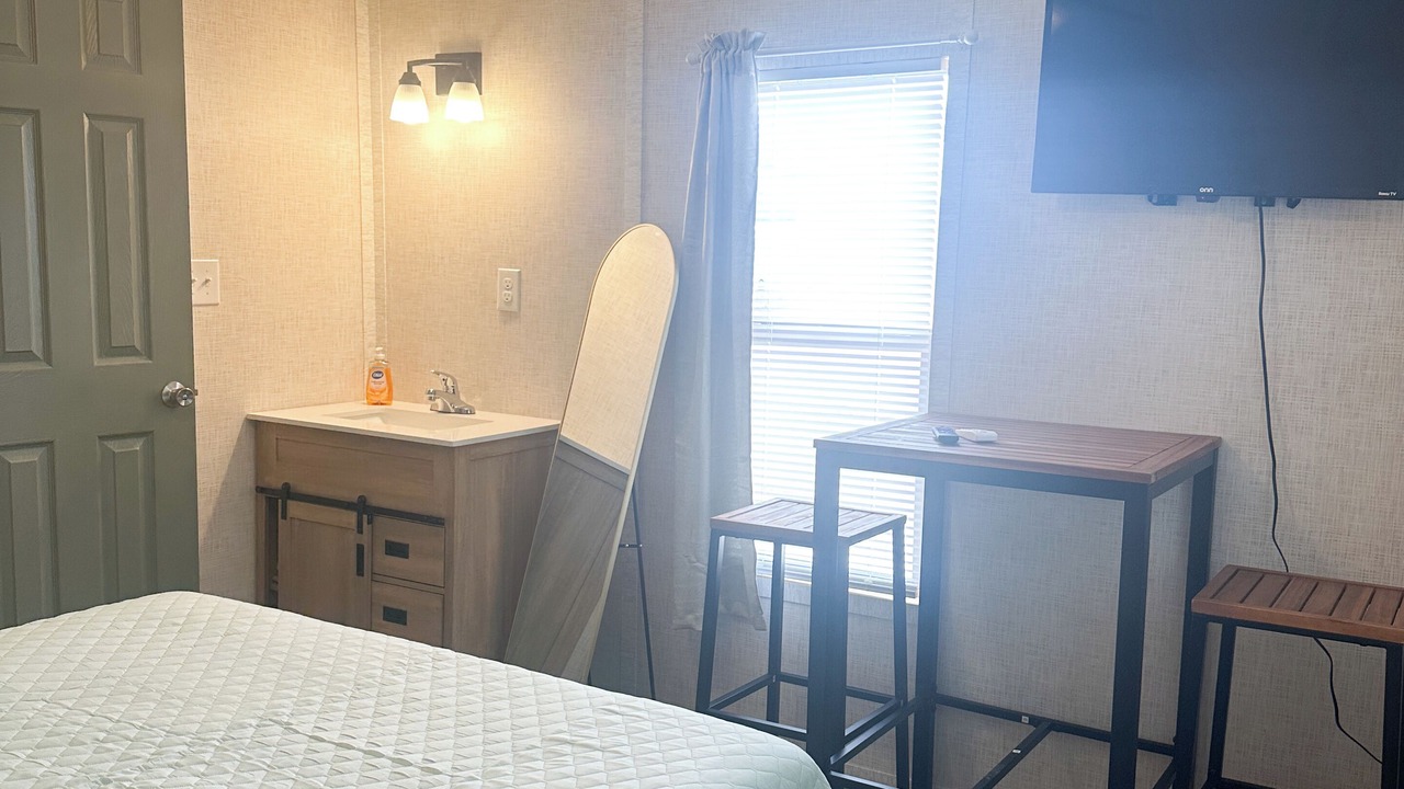 Photo of Bedroom in Steinhatchee