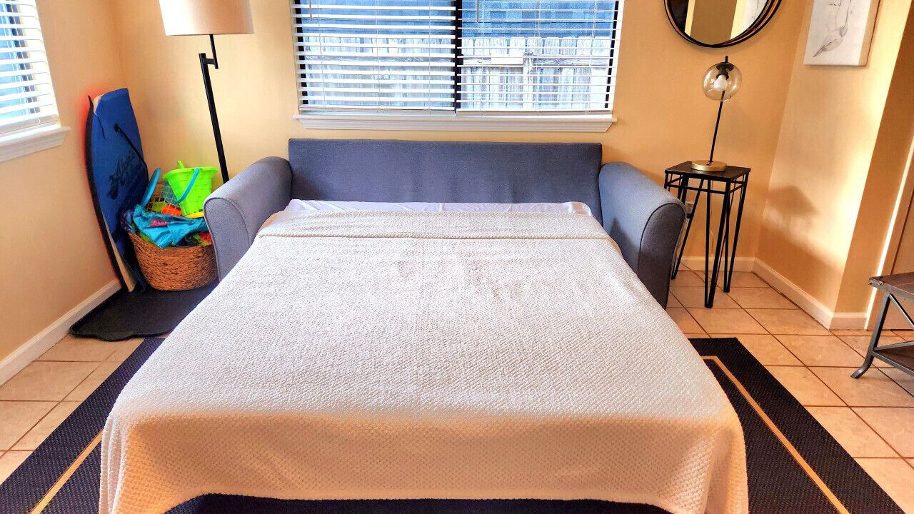 Photo of Bedroom in Crescent Beach