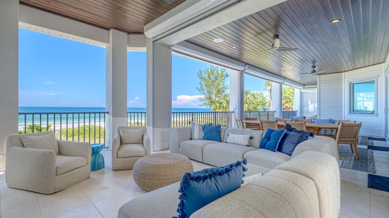 Photo of Livingroom in Indian Shores