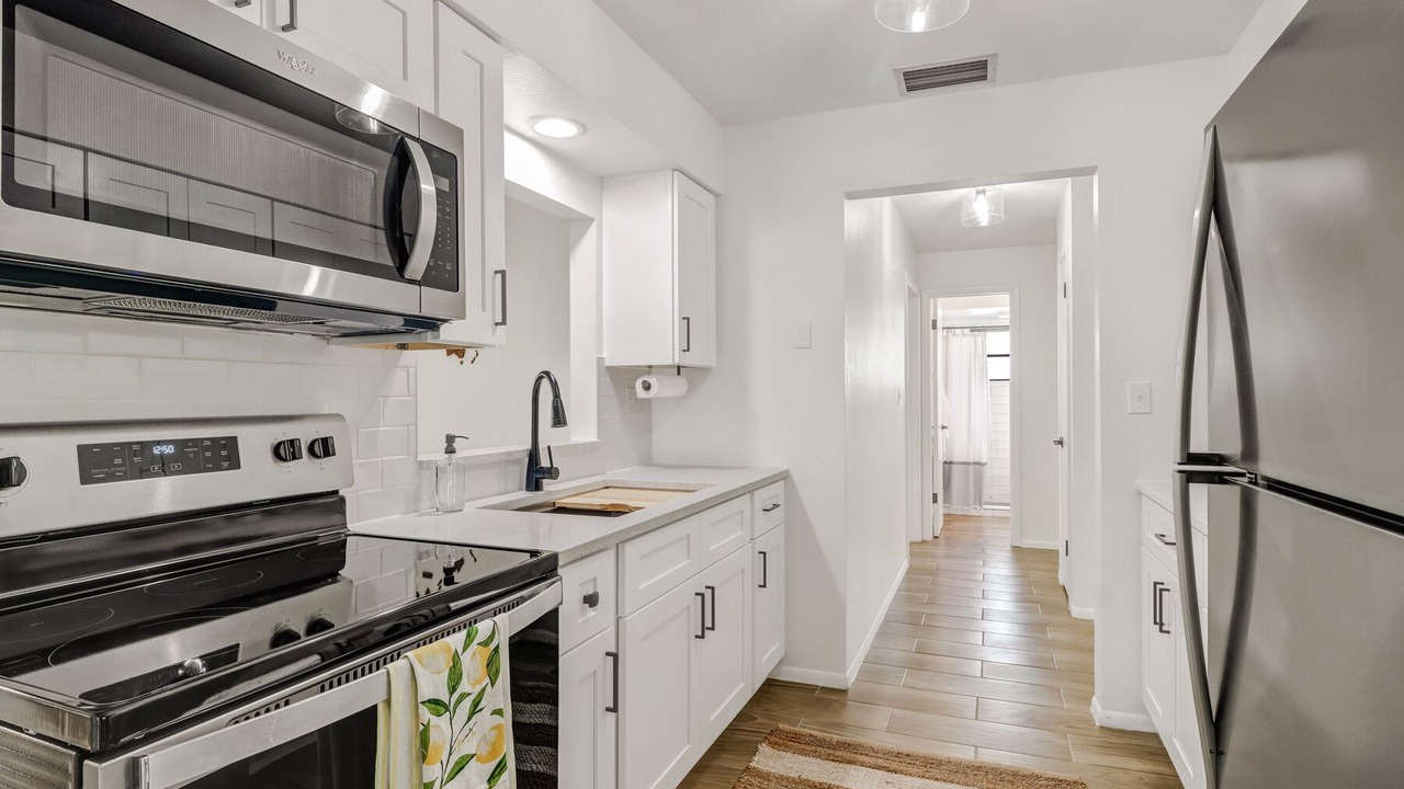 Photo of Kitchen in Lochmoor Waterway Estates